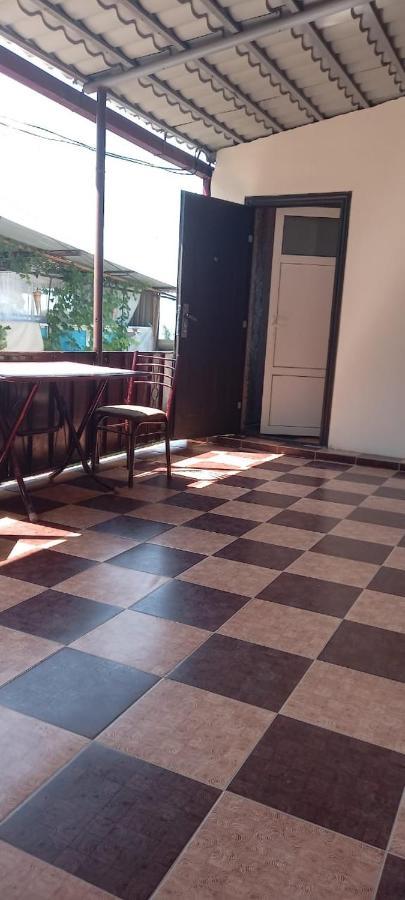 Гостевой Дом В Гагре Gagra Exterior foto